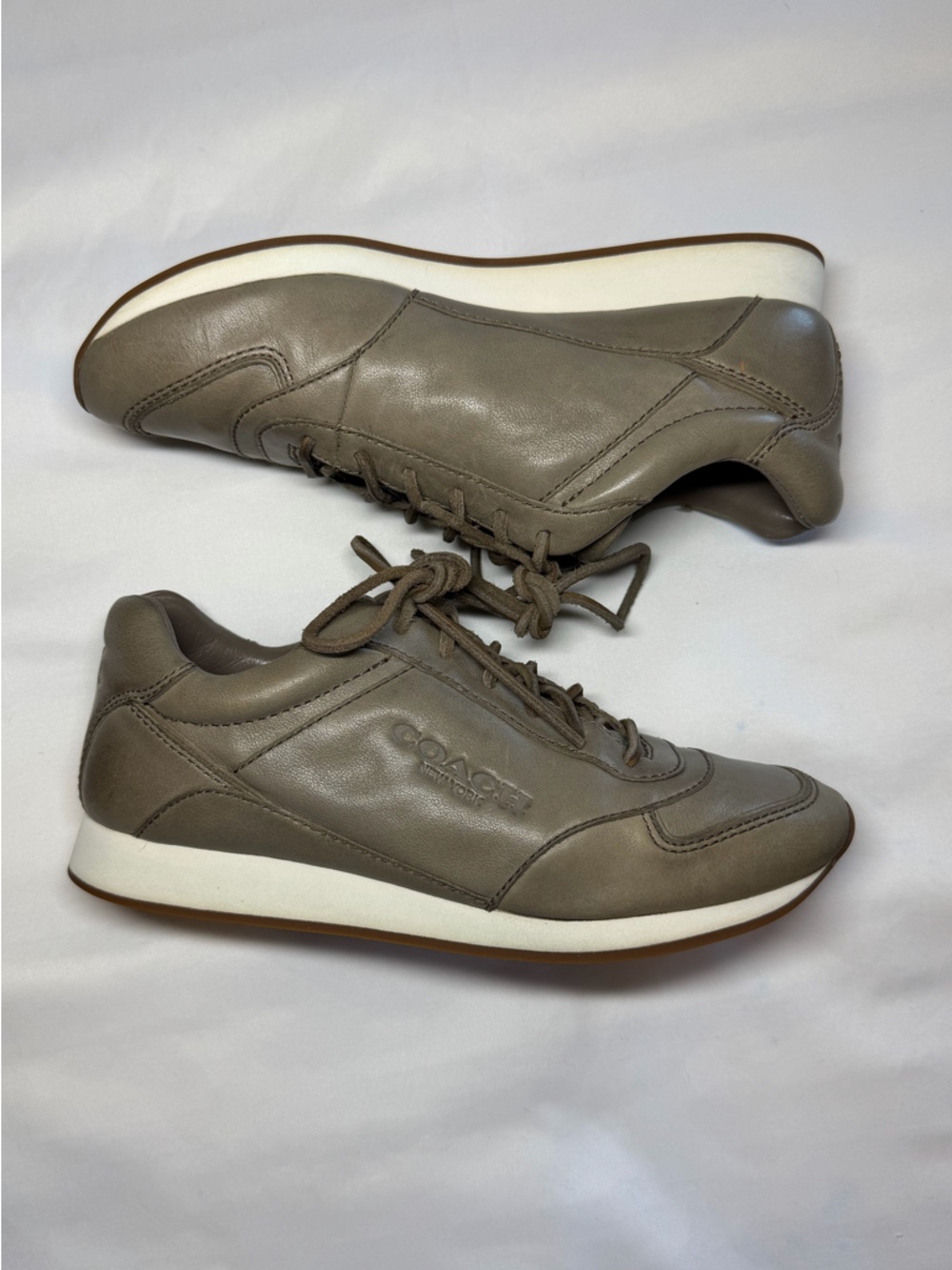 Coach Leather Sneakers Women’s Size 6 Taupe Low Top Lace Up